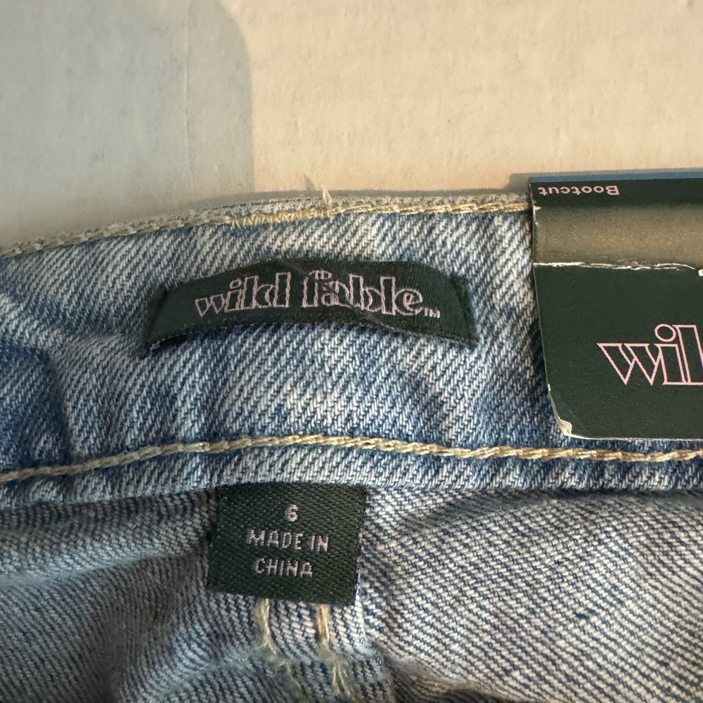 Y2K Low Rise Boot Cut Jeans Size 6 Hippie Festival Edgy 90s Flare Western New - Picture 4 of 7